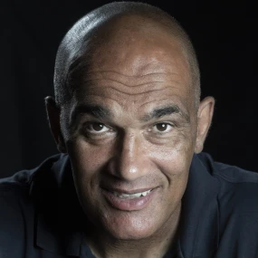 Arnold Vanderlyde Arnold Vanderlyde