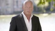 Een kritische blik op de Nederlandse politiek