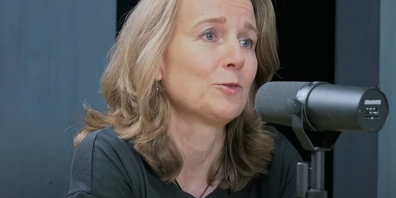 Podcast 84 | Deborah Nas Podcast 84 | Deborah Nas